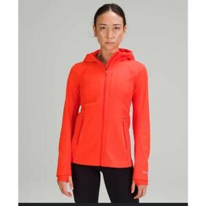 LULULEMON CROSS CHILL PERFORMANCE JACKET; SIZE 10